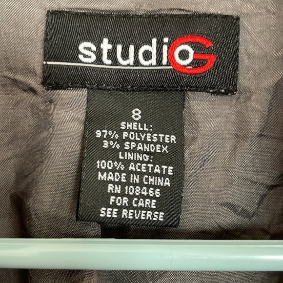 ! StudioG dark gray blazer - Picture 4 of 4